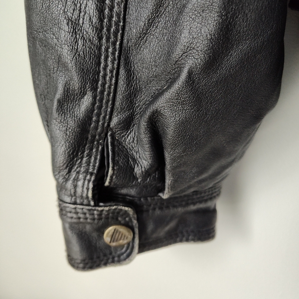 Vintage leather bomber jacket XL - Picture 8 of 16